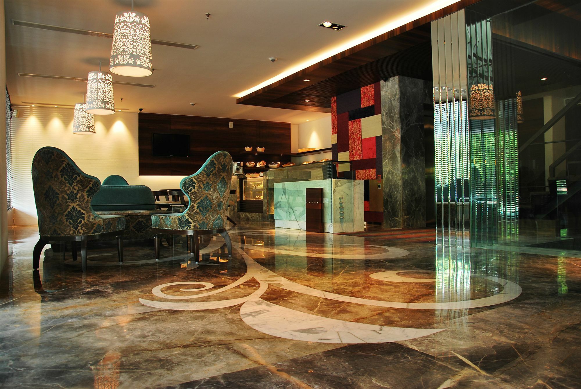 Maya Hotel Chandīgarh Extérieur photo